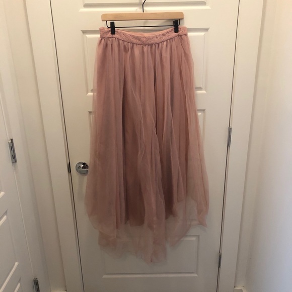 Pink Tulle hi-lo skirt with pink lining - Picture 1 of 3